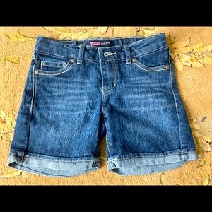 Levi’s jean shorts